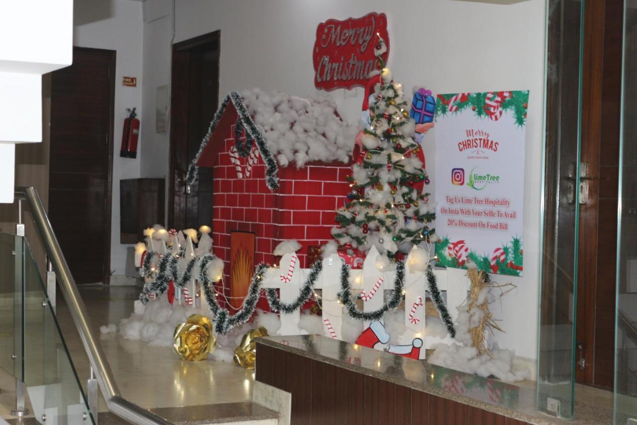 Lime Tree Hotel Sushant Lok Gurgaon Sector 29 Next To Iffco Chowk Metro Buitenkant foto