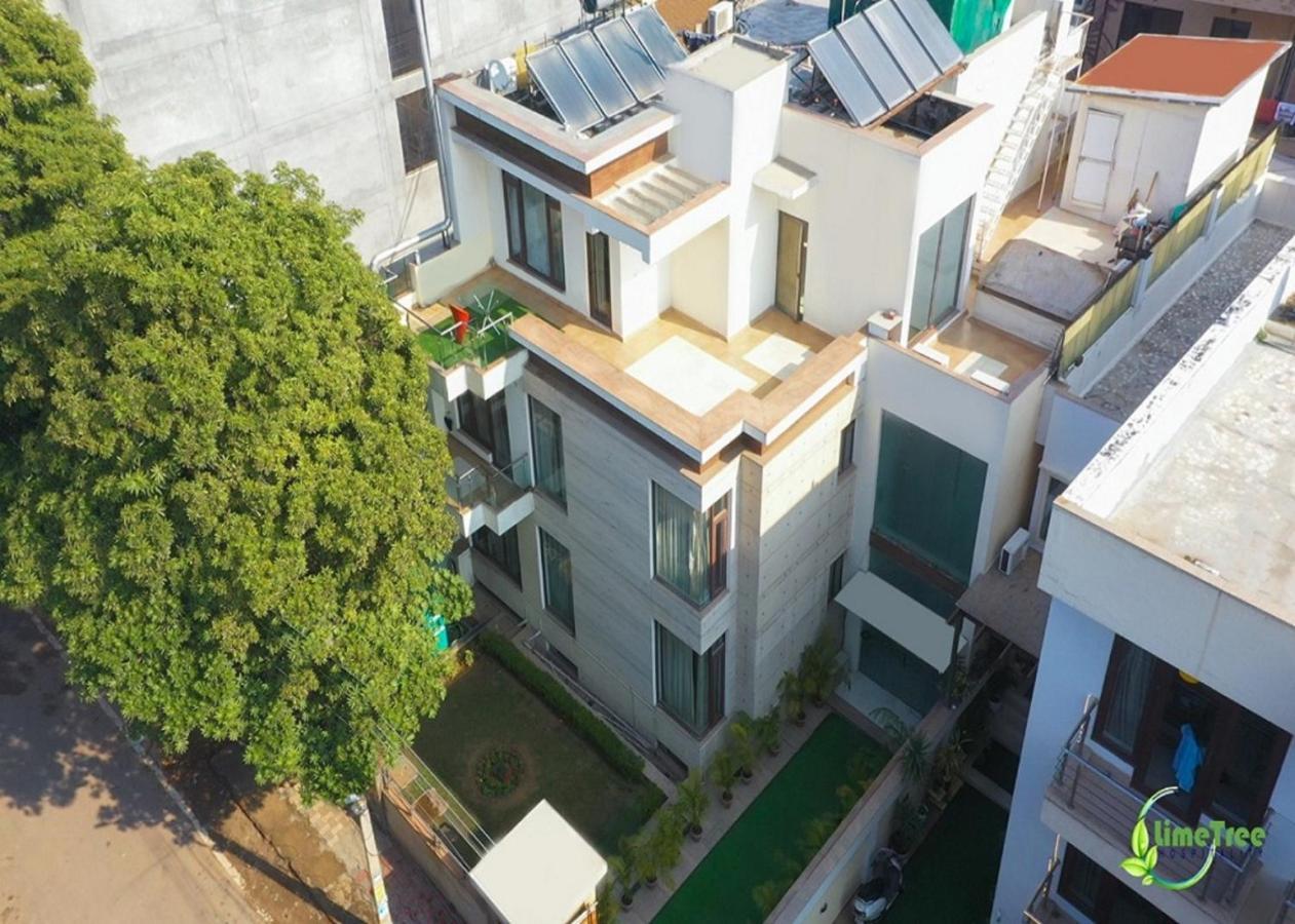 Lime Tree Hotel Sushant Lok Gurgaon Sector 29 Next To Iffco Chowk Metro Buitenkant foto