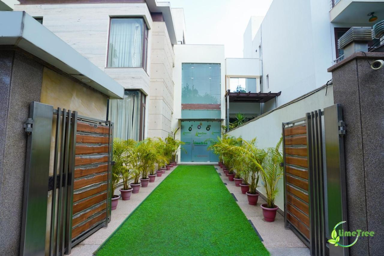Lime Tree Hotel Sushant Lok Gurgaon Sector 29 Next To Iffco Chowk Metro Buitenkant foto